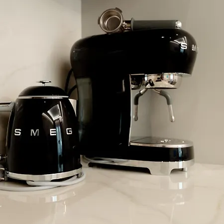 Palazzo Panfilli Luxury 아파트 *